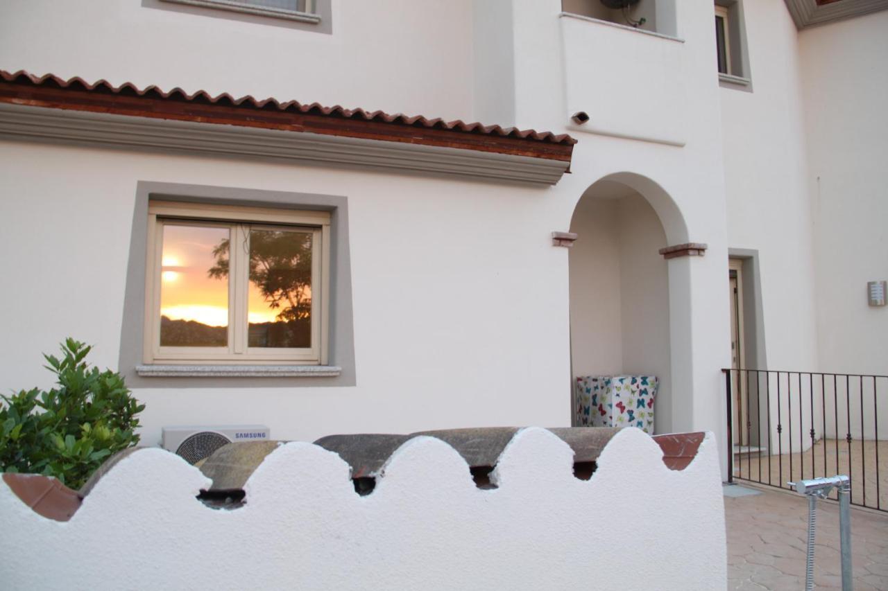Mediterranean Sea Shell Pool House Budoni Extérieur photo